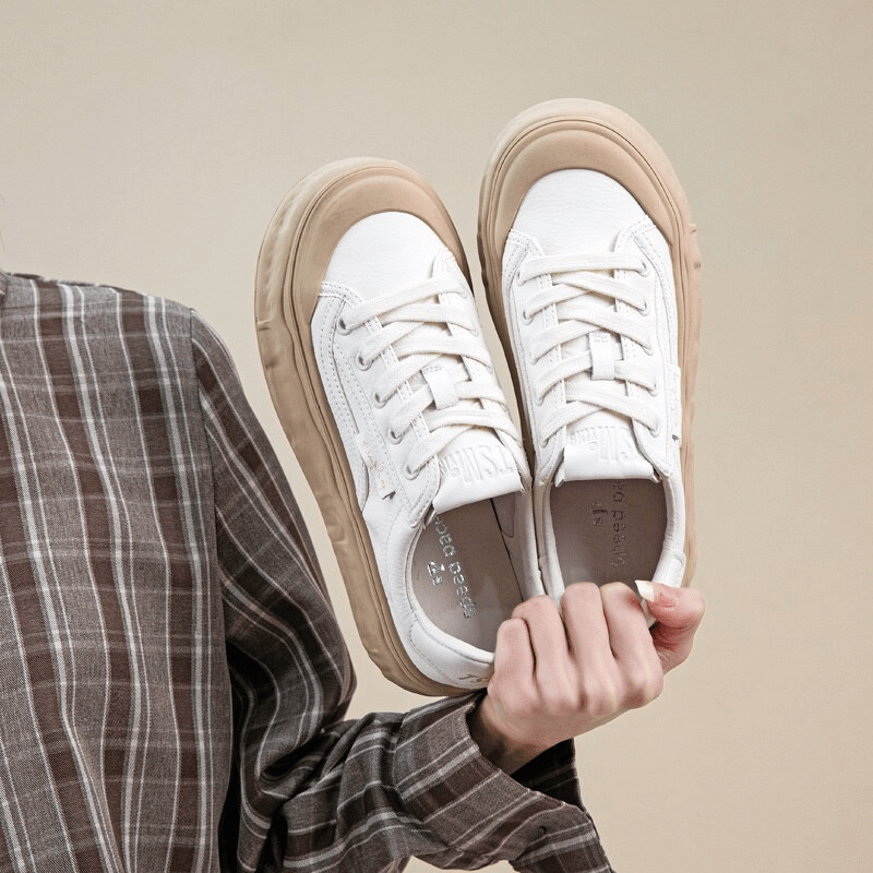 Stylish Women's Round Toe Lace-Up Sneakers with Thick Sole for Comfort and Support